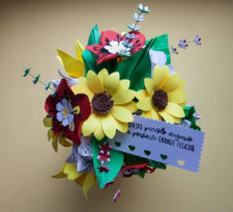 ranuncolo origami fiore di carta bomboniera, segnaposto