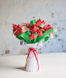 ranuncolo origami fiore di carta bomboniera, segnaposto
